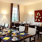 Gut Hotel 3*