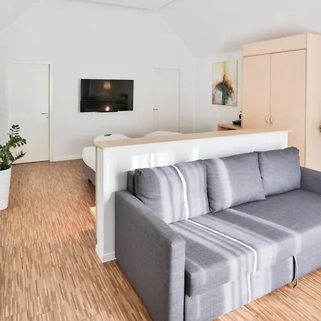 Gut Hotel 3*