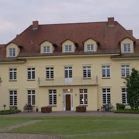 Gut Hotel